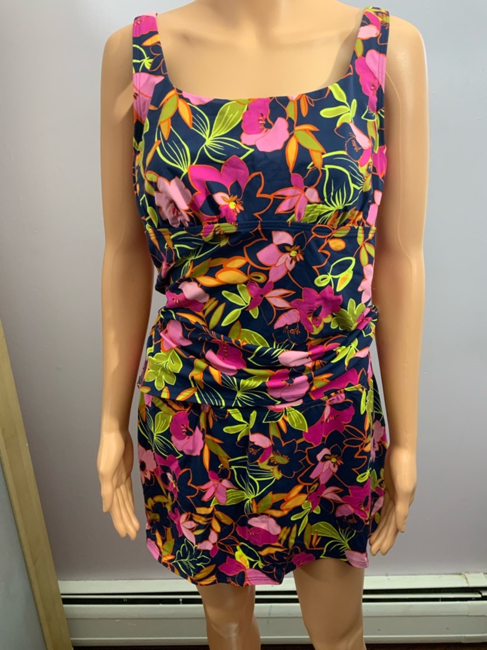 Lands' End Navy Floral Swim top and skirt 10P top is 10DDD - Picture 2 of 6